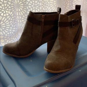 2/$35 - Size 10 heeled booties